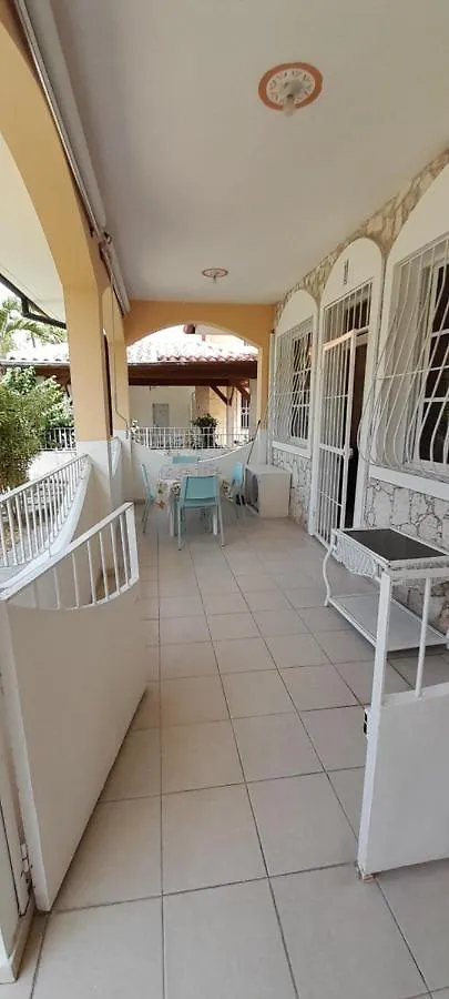 Cozy Apartment Near Beach. La Laguna